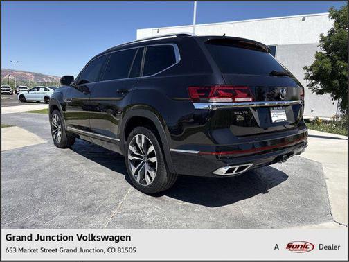 2022 Volkswagen Atlas 3.6L SEL Premium