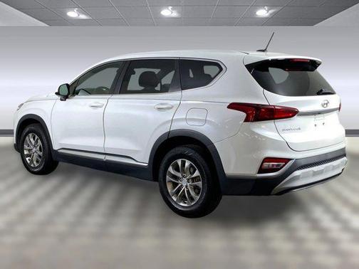 2019 Hyundai SANTA FE SE 2.4