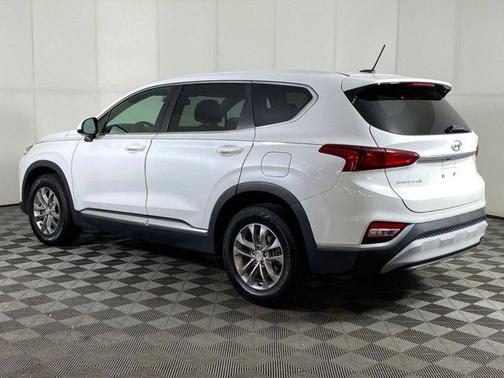 2019 Hyundai SANTA FE SE 2.4