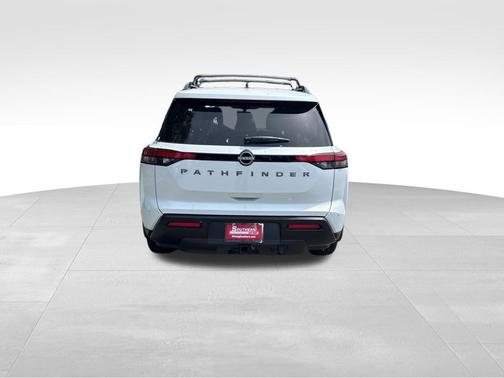 Everest White P 2026 Nissan Pathfinder SV