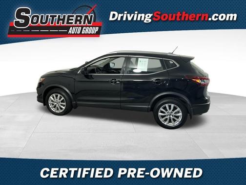 2022 Nissan Rogue Sport SV