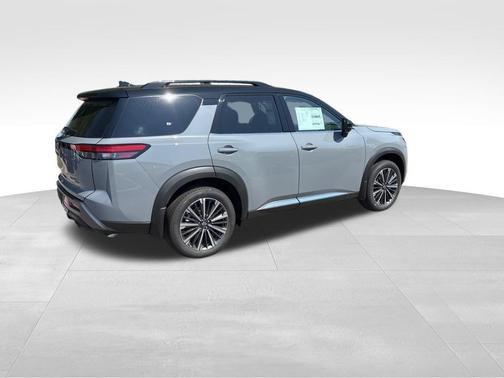 Boulder Gray Metallic 2026 Nissan Pathfinder Platinum