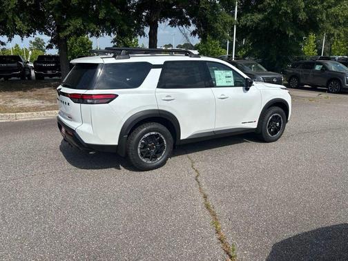 Pearl 2026 Nissan Pathfinder Rock Creek