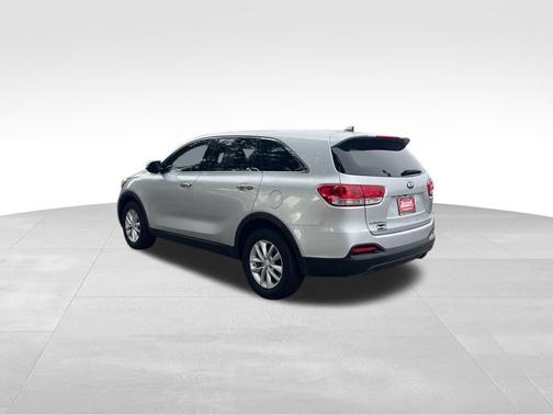 2018 Kia Sorento L