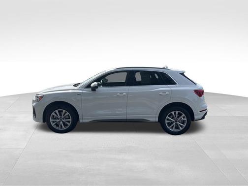 2025 Audi Q3 45 S line Premium