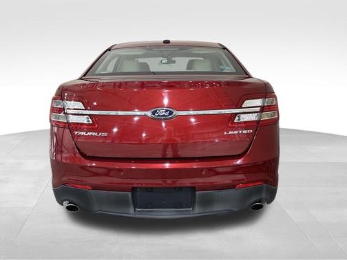 2015 Ford Taurus Limited