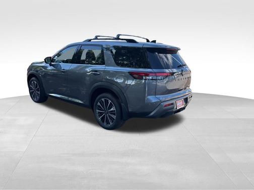 Gun Metallic 2026 Nissan Pathfinder Platinum