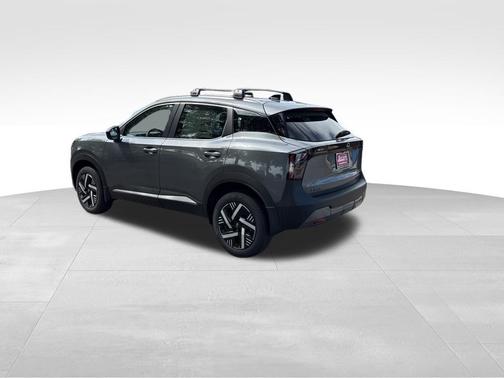 Gun Metallic 2026 Nissan Kicks SV