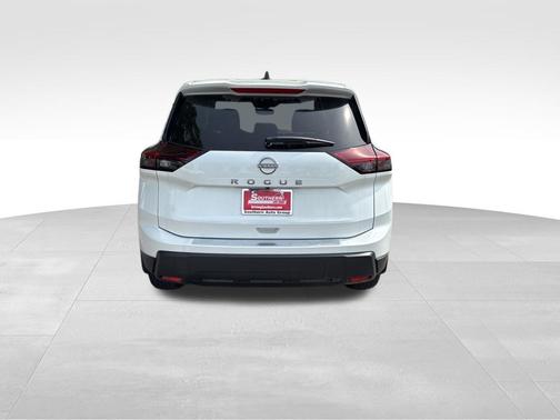 Everest White P 2026 Nissan Rogue SV