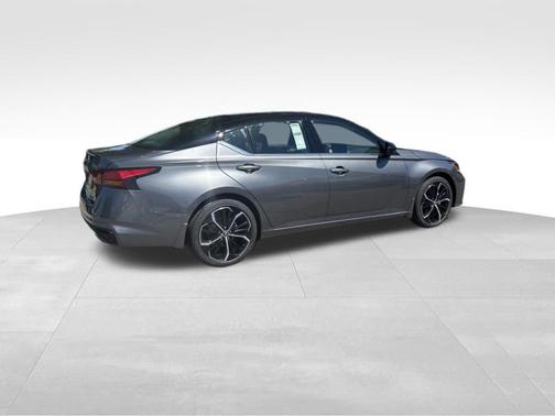 2t Gun Blk Roof 2026 Nissan Altima 2.5 SR