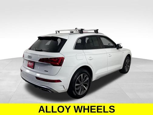 2023 Audi Q5 45 S line quattro Premium