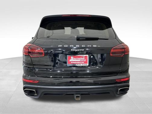 2017 Porsche Cayenne Platinum Edition