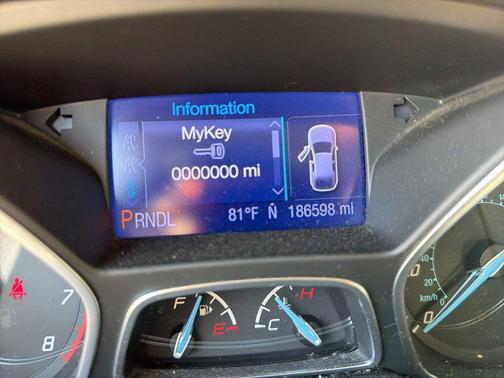 Ingot Silver 2013 Ford Focus SE