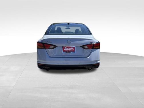 2t Gry Blk Roof 2026 Nissan Altima 2.5 SR