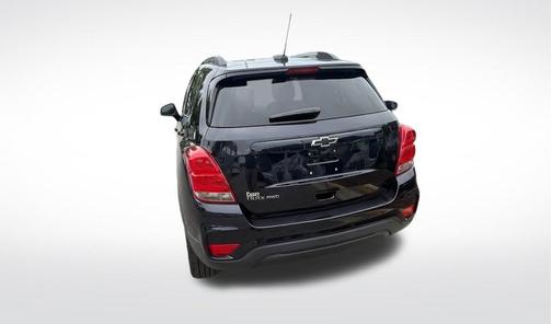 Midnight Blue Metallic 2022 Chevrolet Trax LT