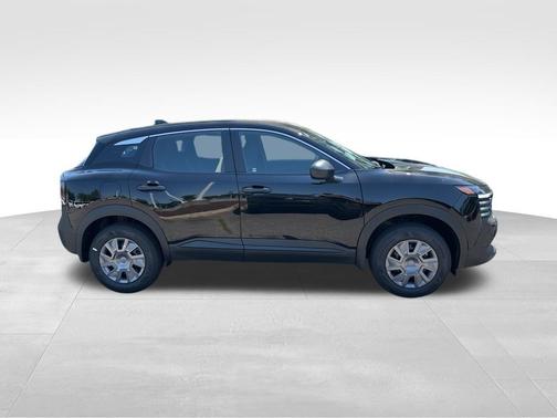 Super Black 2026 Nissan Kicks S