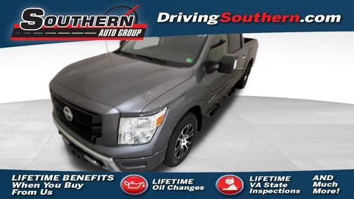 2021 Nissan Titan SV