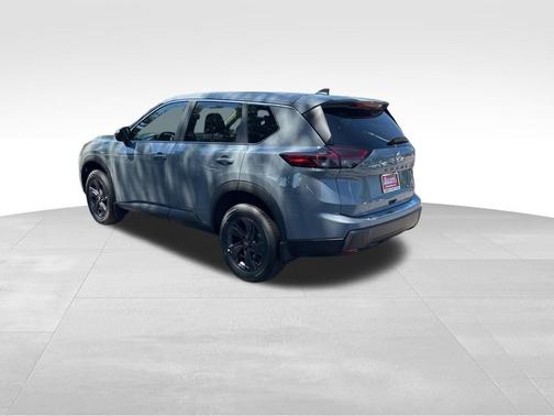 Boulder Gray Metallic 2026 Nissan Rogue SV