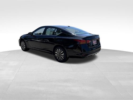 Black 2026 Nissan Altima 2.5 SV