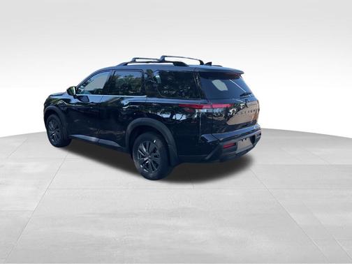 Black 2026 Nissan Pathfinder SV