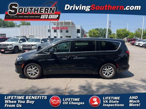 2024 Chrysler Pacifica Touring-L