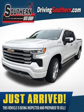 Iridescent Pearl Tricoat 2024 Chevrolet Silverado 1500 High Country