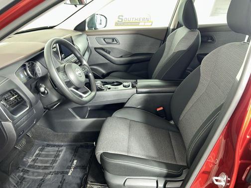 2022 Nissan Rogue S
