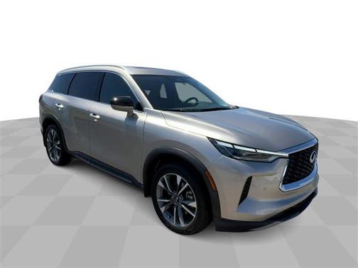 2022 INFINITI QX60 Luxe