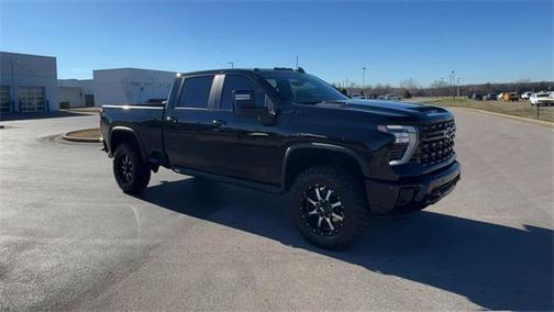 2025 Chevrolet Silverado 2500 4WD Crew Cab Standard Bed ZR2