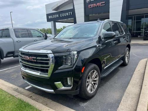 2023 GMC Yukon SLT