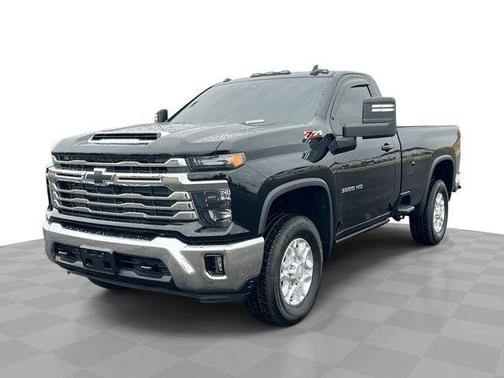 2025 Chevrolet Silverado 3500 LT