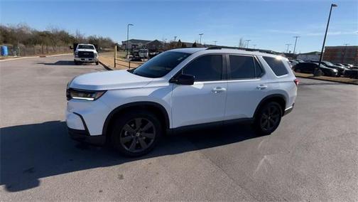 2023 Honda Pilot AWD Sport