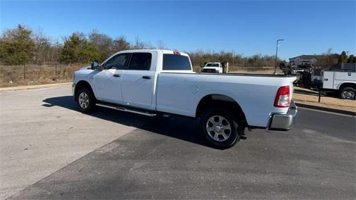 2024 RAM 3500 Big Horn Crew Cab 4x4 8' Box