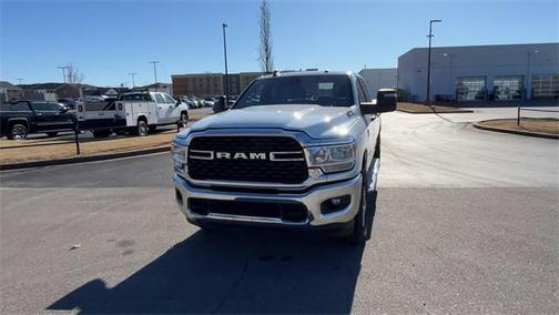 2024 RAM 3500 Big Horn Crew Cab 4x4 8' Box
