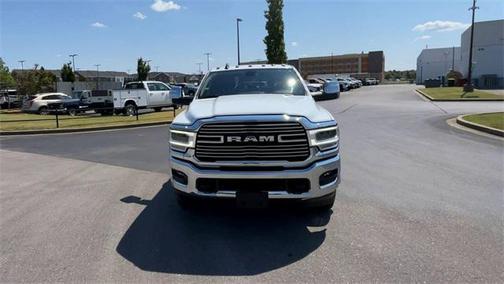 2024 RAM 3500 Laramie Crew Cab 4x4 8' Box