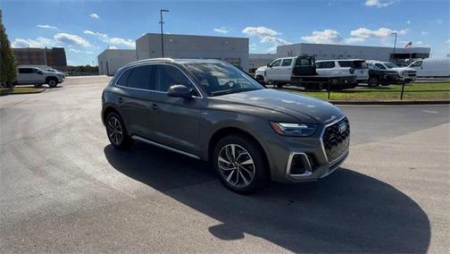 2023 Audi Q5 45 S line Premium