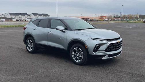 Sterling Gray Metallic 2024 Chevrolet Blazer 2LT
