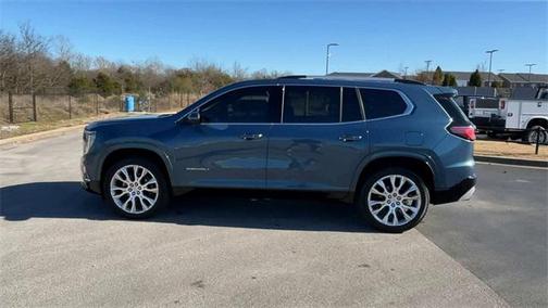 2025 GMC Acadia Denali