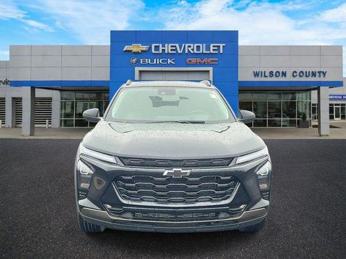 Mosaic Black Metallic 2025 Chevrolet Trax FWD ACTIV