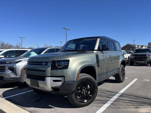 2021 Land Rover Defender 110 SE