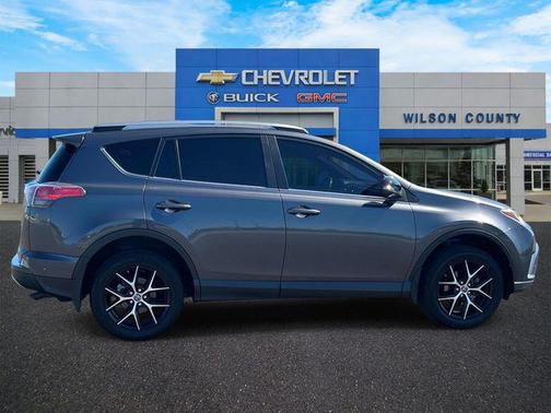 Magnetic Gray Metallic 2017 Toyota RAV4 SE