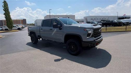 2024 Chevrolet Silverado 2500 4WD Crew Cab Standard Bed ZR2