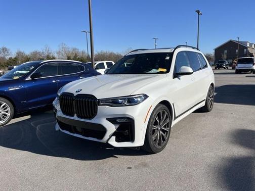 2021 BMW X7 M50i
