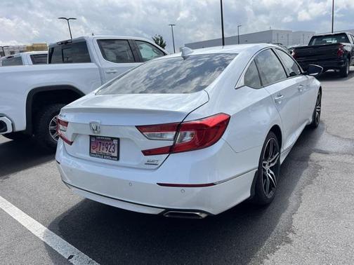 2022 Honda Accord Touring 2.0T
