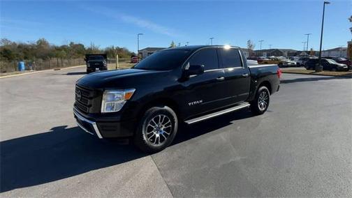 2024 Nissan Titan SV