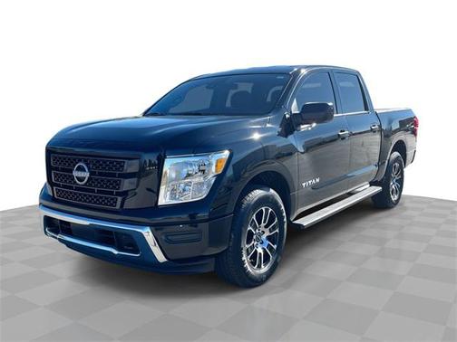2024 Nissan Titan SV