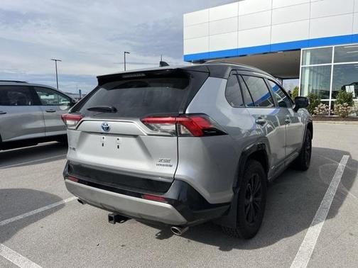 2024 Toyota RAV4 Hybrid SE