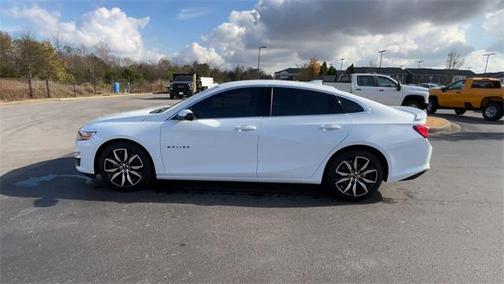 2022 Chevrolet Malibu FWD RS