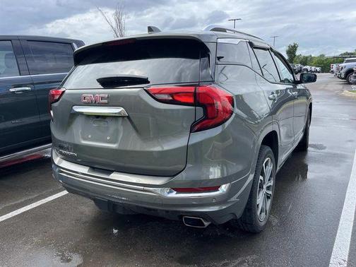 Mineral Metallic 2018 GMC Terrain Denali