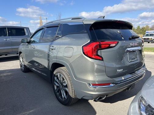 Mineral Metallic 2018 GMC Terrain Denali
